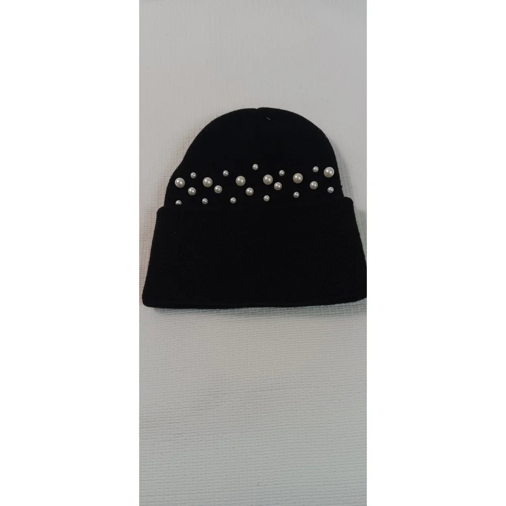Black‎ Knit Cuffed Beanie with Faux Pearl and Flower Accents Headpiece